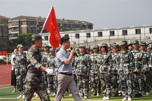 2022富阳军训照(图2)