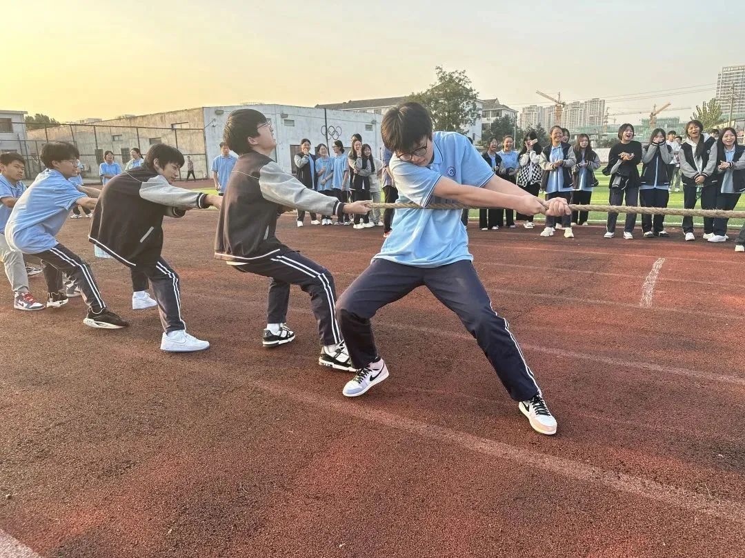 勠力同心 “绳”采飞扬——我校富阳校区拔河比赛(图4)