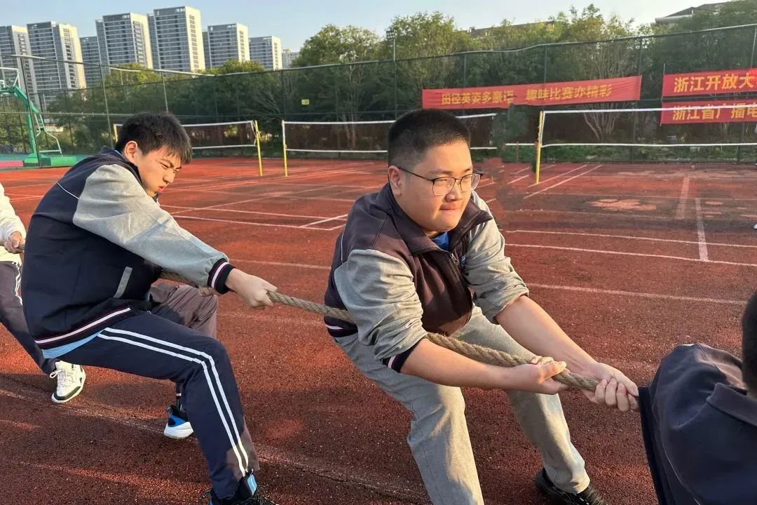 勠力同心 “绳”采飞扬——我校富阳校区拔河比赛(图7)